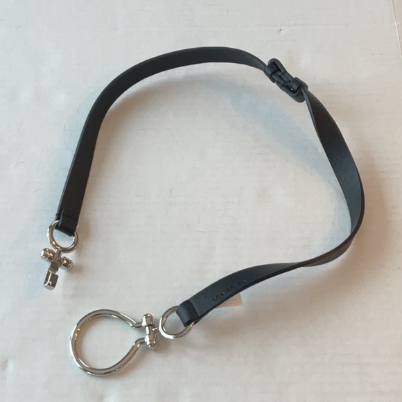 Via Spiga clasp adjustable belt, Black with silver clasp size small - Picture 2 of 7